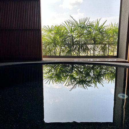Hotel Wakamizu Такарадзука Экстерьер фото