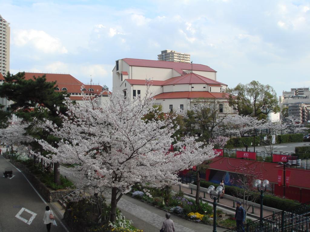 Hotel Wakamizu Такарадзука Экстерьер фото
