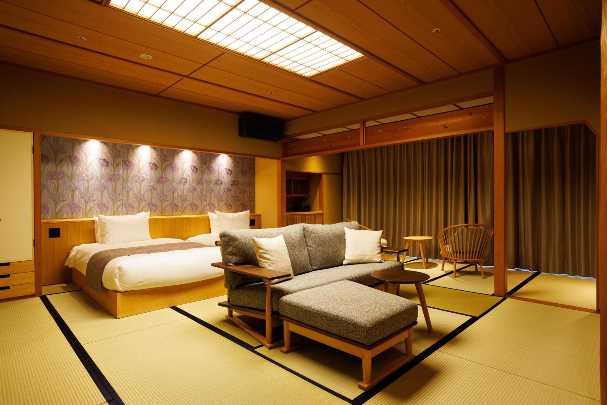Hotel Wakamizu Такарадзука Экстерьер фото